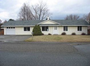 3421 W Park St, Pasco, WA 99301