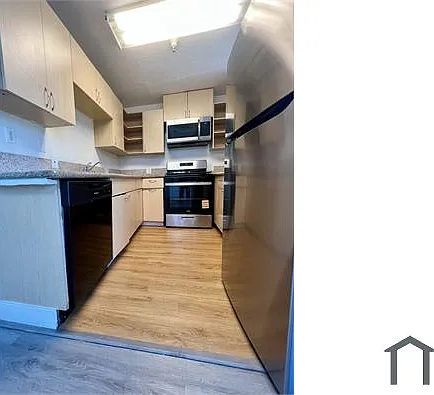 14655 Vanowen St #7 — Photo 7