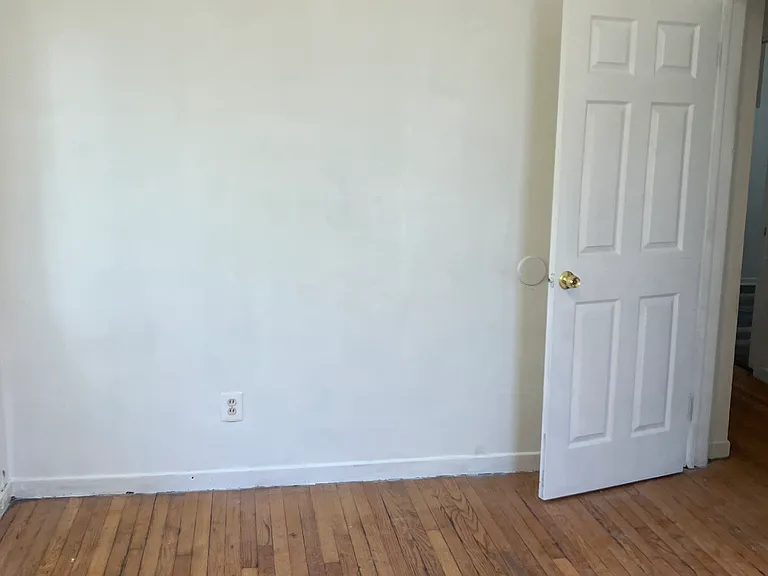 16316 Manning St — Photo 13