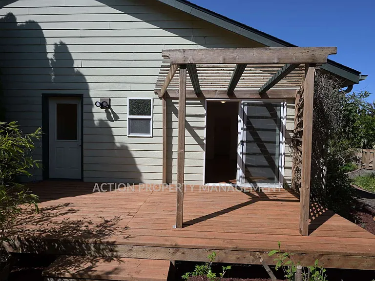 70 Amethyst Dr — Photo 21