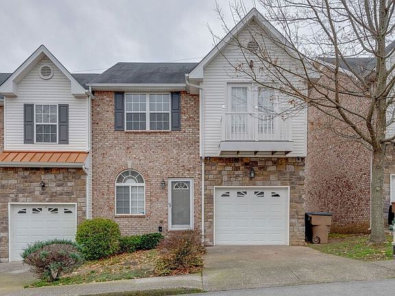2nd image of 728 Spence Enclave Ln