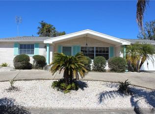 5539 Riddle Rd, Holiday, FL 34690