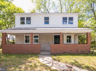 105 Jenkins Ct, Manassas Park, VA 20111