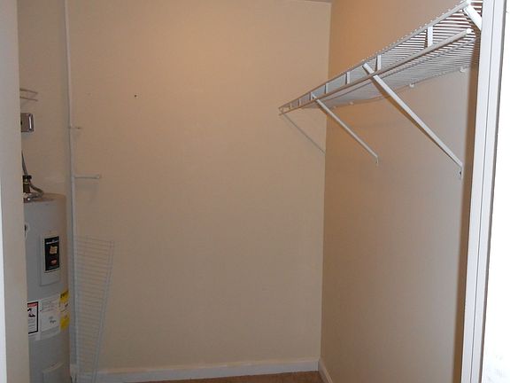 walk in closet