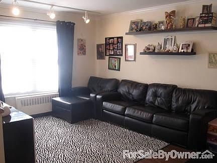 2nd image of 1 E Mill Dr APT 2C