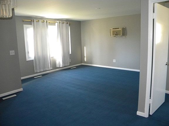 2nd image of 29 Ash St