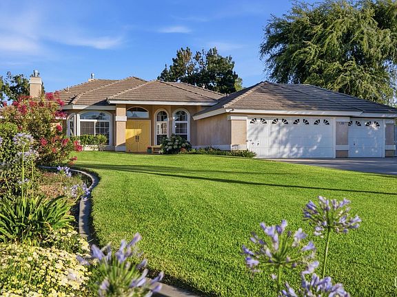 4th image of 15331 Mabel Ct