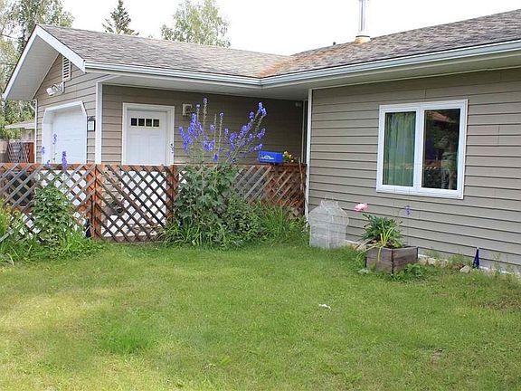 2nd image of 331 Antoinette Ave