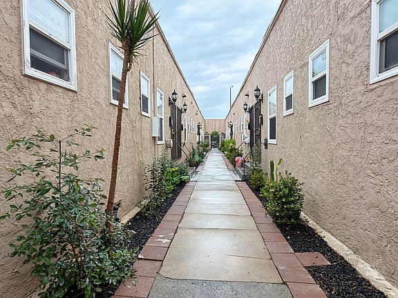2nd image of 842 Alamitos Ave APT 8