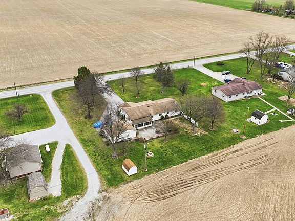 3rd image of 503 N Webster Rd