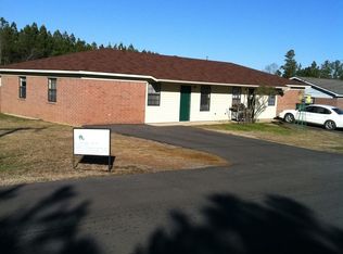 310 Willow Creek Cir, Overton, TX 75684