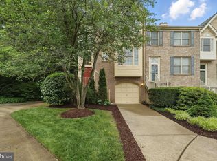 1393 Heritage Oak Way, Reston, VA 20194