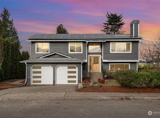 1232 S 235th Pl, Des Moines, WA 98198