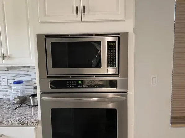 (undisclosed Address), Marina, CA 93933