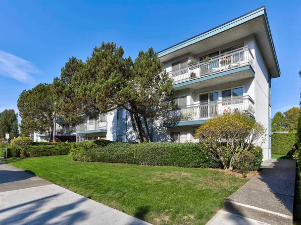 17707 57a Ave #218, Surrey, BC V3S 1J2