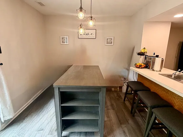 415 Strathaven Ct — Photo 9