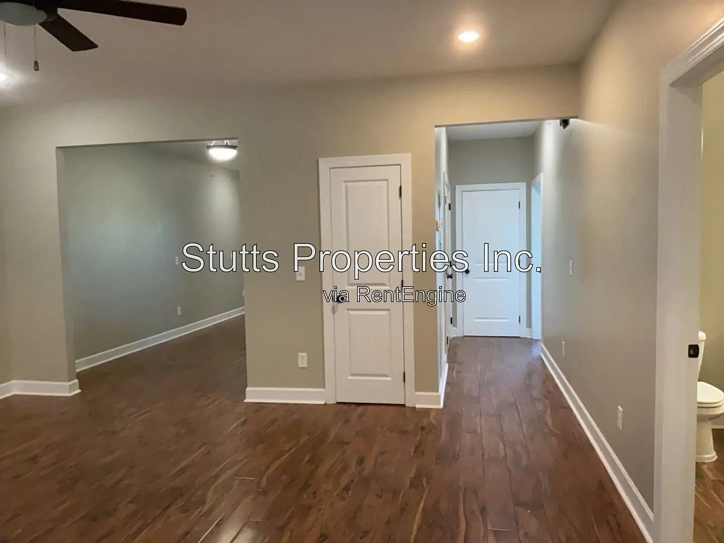 2 bed, 2.0 bath, $995 — Photo 4