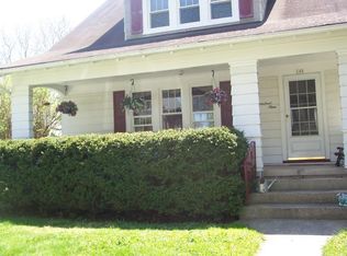 109 W Center Ave, Cedar Grove, WI 53013