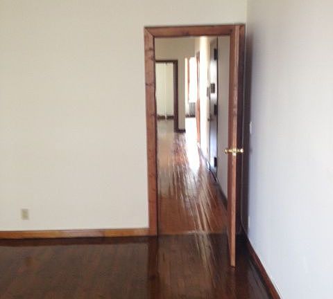 2nd image of 69 Bruckner Blvd APT 4