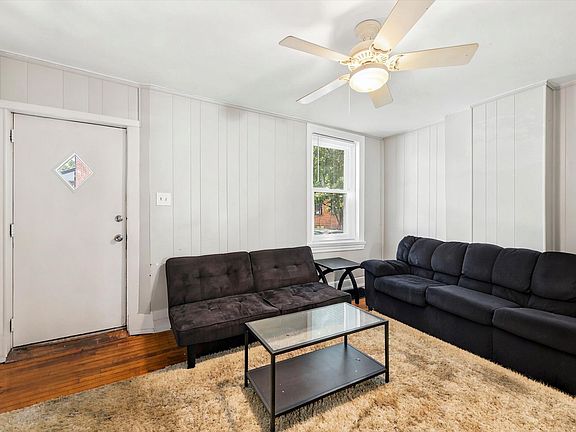 4th image of 203 W Union St