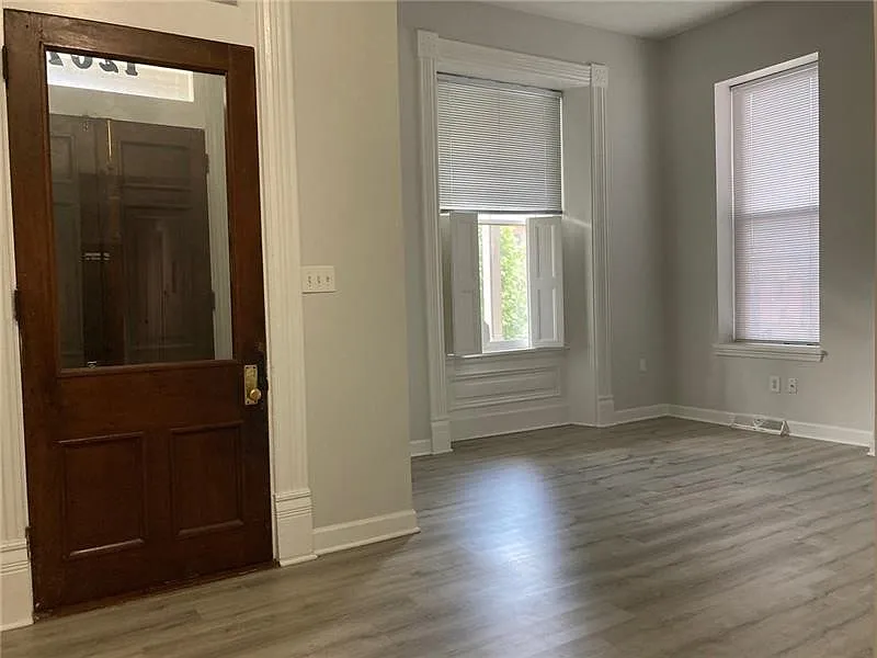 2 bed, 700 sqft, $1,395 — Photo 3