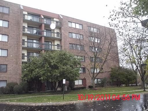 1st image of 1840 Huntington Blvd APT 102