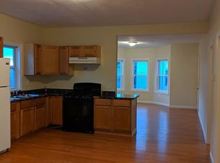 56 Dorchester St, Worcester, MA 01604