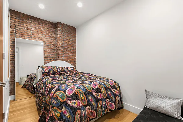 Rented by MNS | media 21