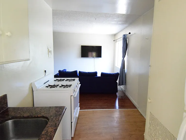 2618 Ellendale Pl. — Photo 15