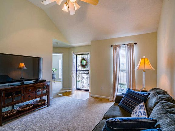 5th image of 5272 Kristy Ln