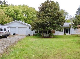 2935 Rentchler Rd, Belleville, IL 62221