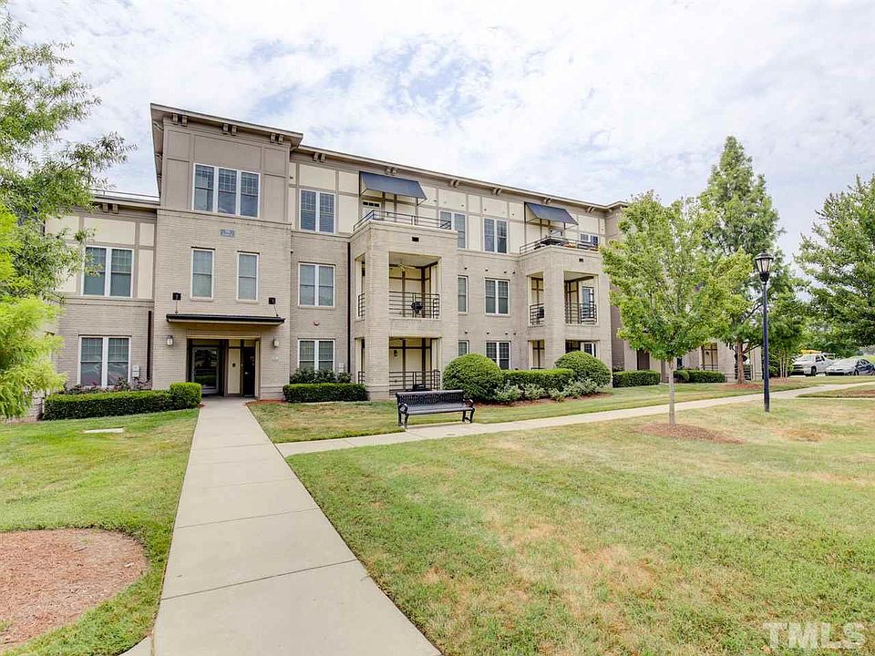 1st image of 501 Finsbury St APT 304