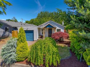 262 SW Walnut Ave, Dallas, OR 97338