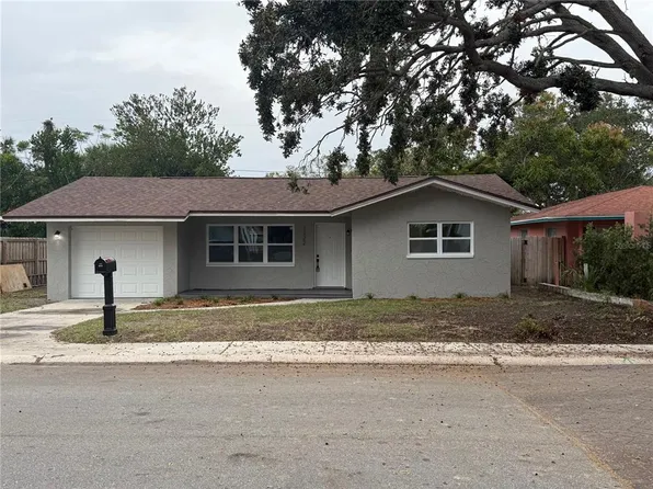 1122 Tangerine St, Clearwater, FL 33755
