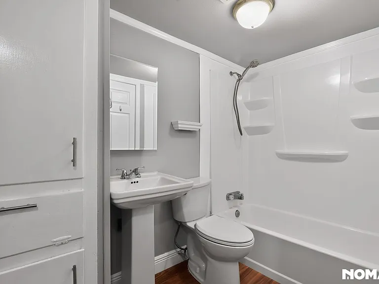 708 S Chestnut St — Photo 17