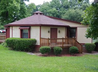 530 Sample Rd, Greenwood, SC 29649