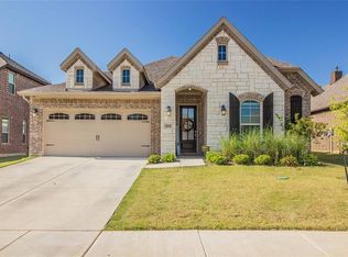 2818 Diamond Ridge Dr, Arlington, TX 76001