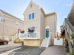 18 Surf St, Sea Bright, NJ 07760
