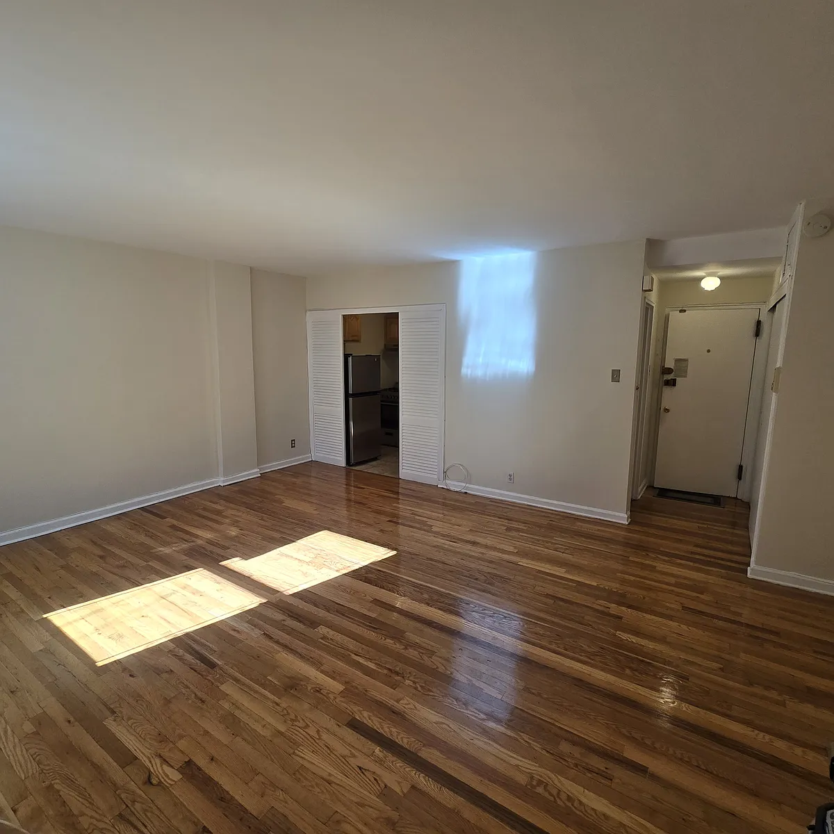 Building Photo - 822 Union St #1B