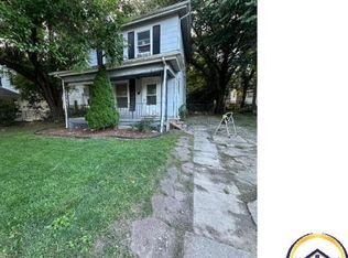 1607 SW Fillmore St, Topeka, KS 66604