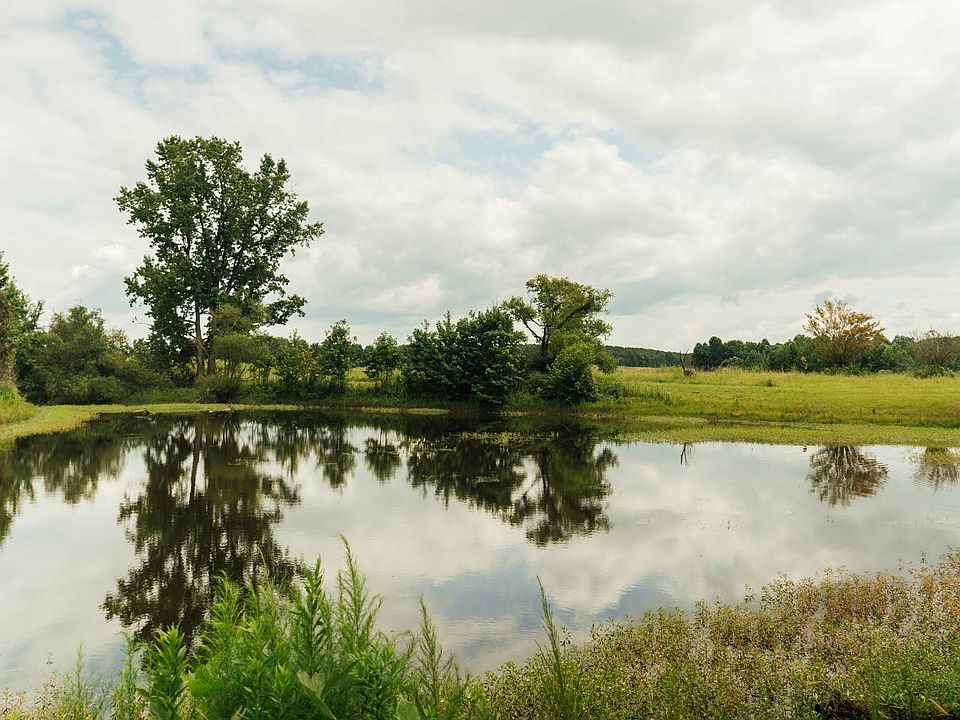 1st image of 6000 Garrigues Rd