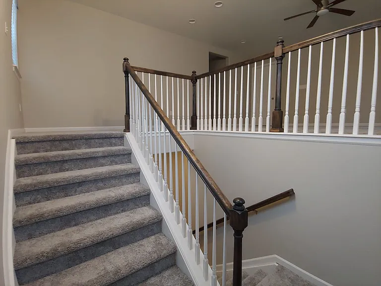 1042 Woodgate Ct — Photo 18