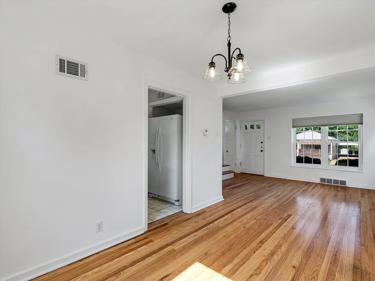2 bed, 962 sqft, $1,450 — Photo 4