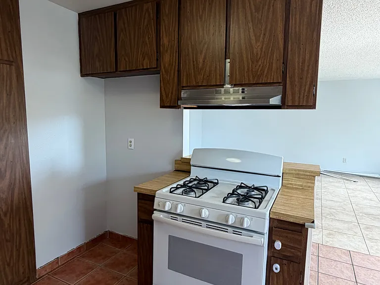 3701 W Savanna St #D — Photo 11