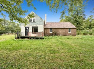 7471 Painter Rd, Bedford, OH 44146