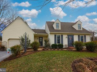 202 Queens Gate Rd, Lititz, PA 17543