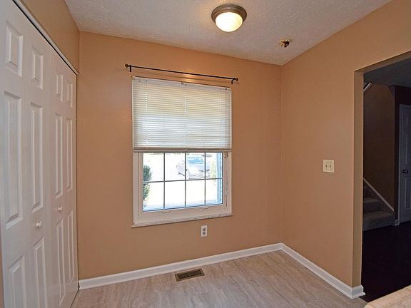 4th image of 31 Applewood Drive