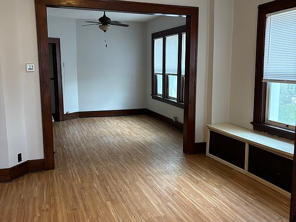 2nd image of 361 N Grandview Ave #2