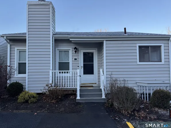 420 Thoreau Street #420, Branford, CT 06405
