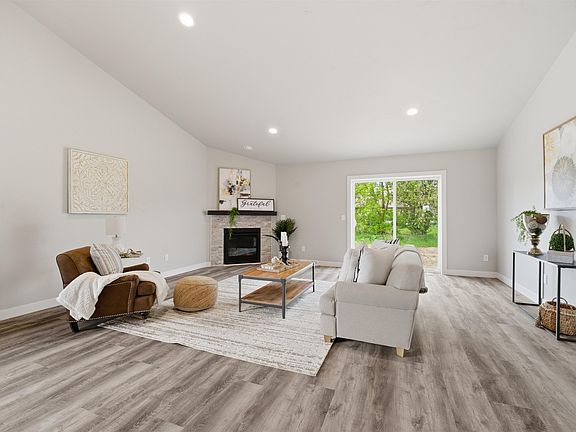 2nd image of W7097 Jaclyn Ln